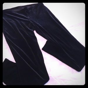 Simply Vera Black Velvet Leggings